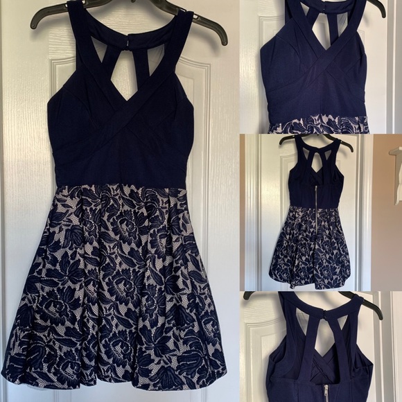 Navy & Cream Fit & Flare Cocktail Dress - Juniors Size 3 - Picture 2 of 3